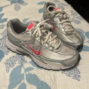 Nike Women's Metallic Silver and Pink Sneakers